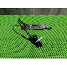 Прижимная пластина передних/задних колодок WW3581004